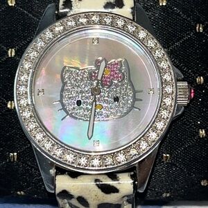 HELLO KITTY Sanrio Diamonique Watch